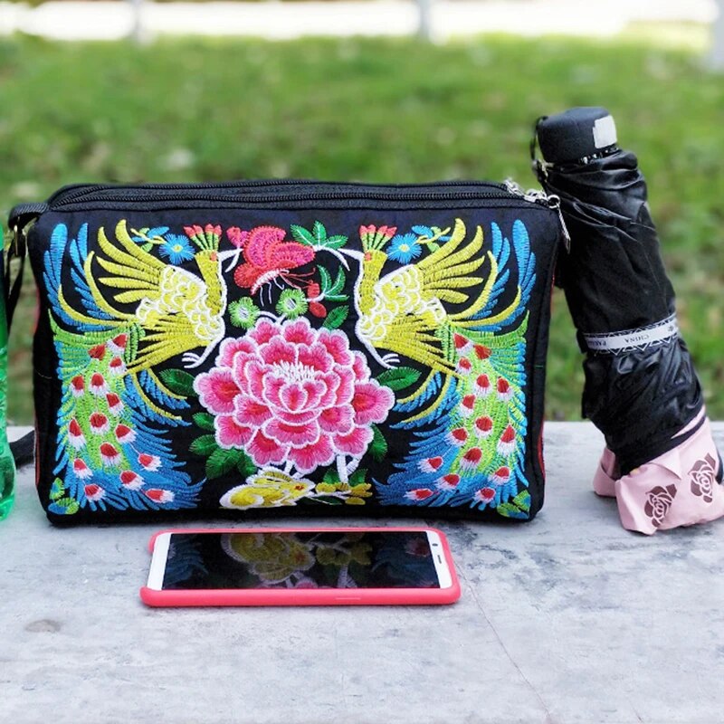 Tas selempang bepergian wanita - Travel Accessories Luxury ulasan dan harga